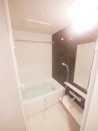 クアドリフォリエブルーの物件内観写真